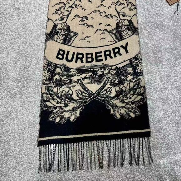Burberry Beige and Black Checkered Women’s Scarf - Picture 3 of 6